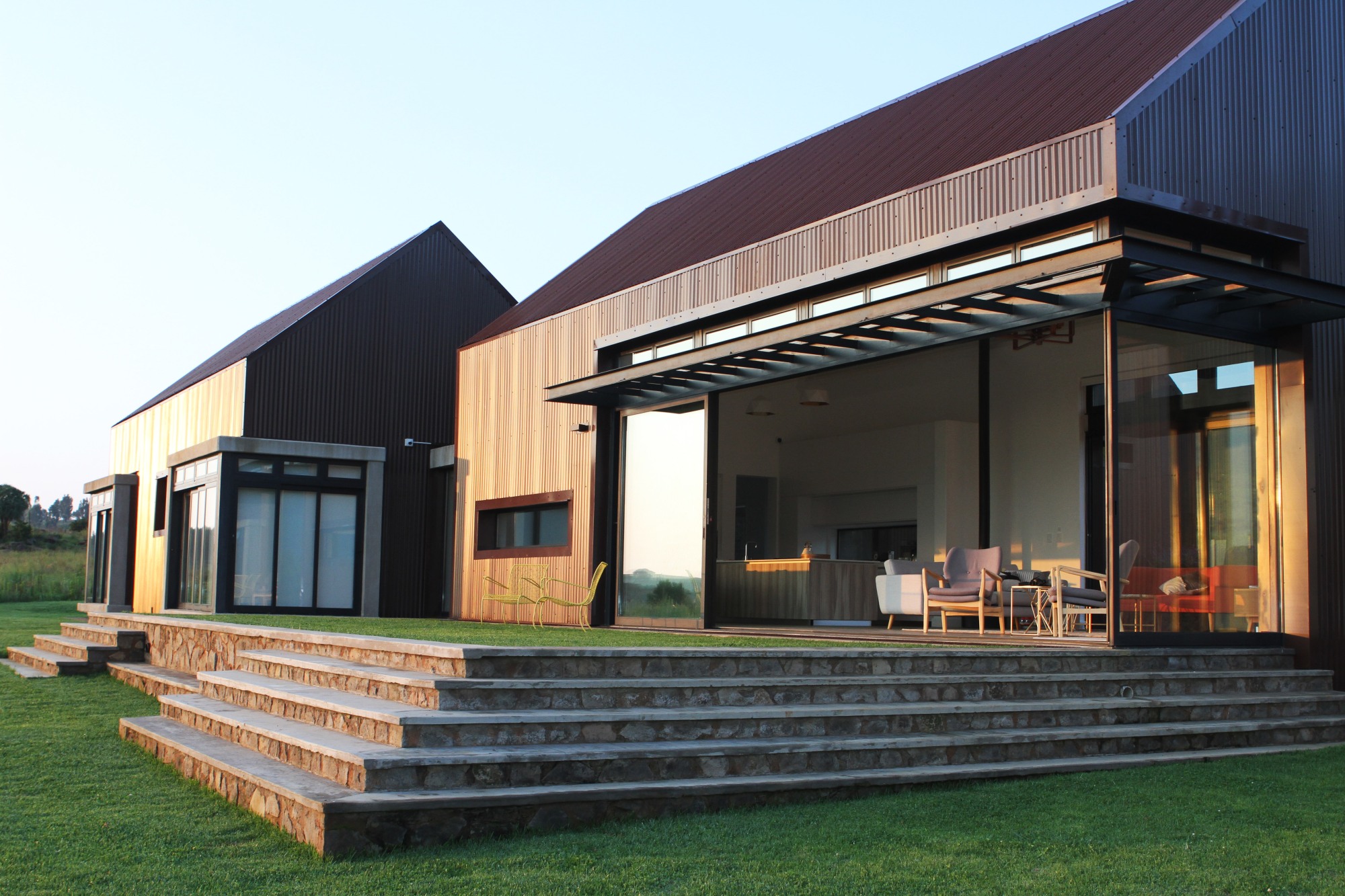 Outcrop Country House
